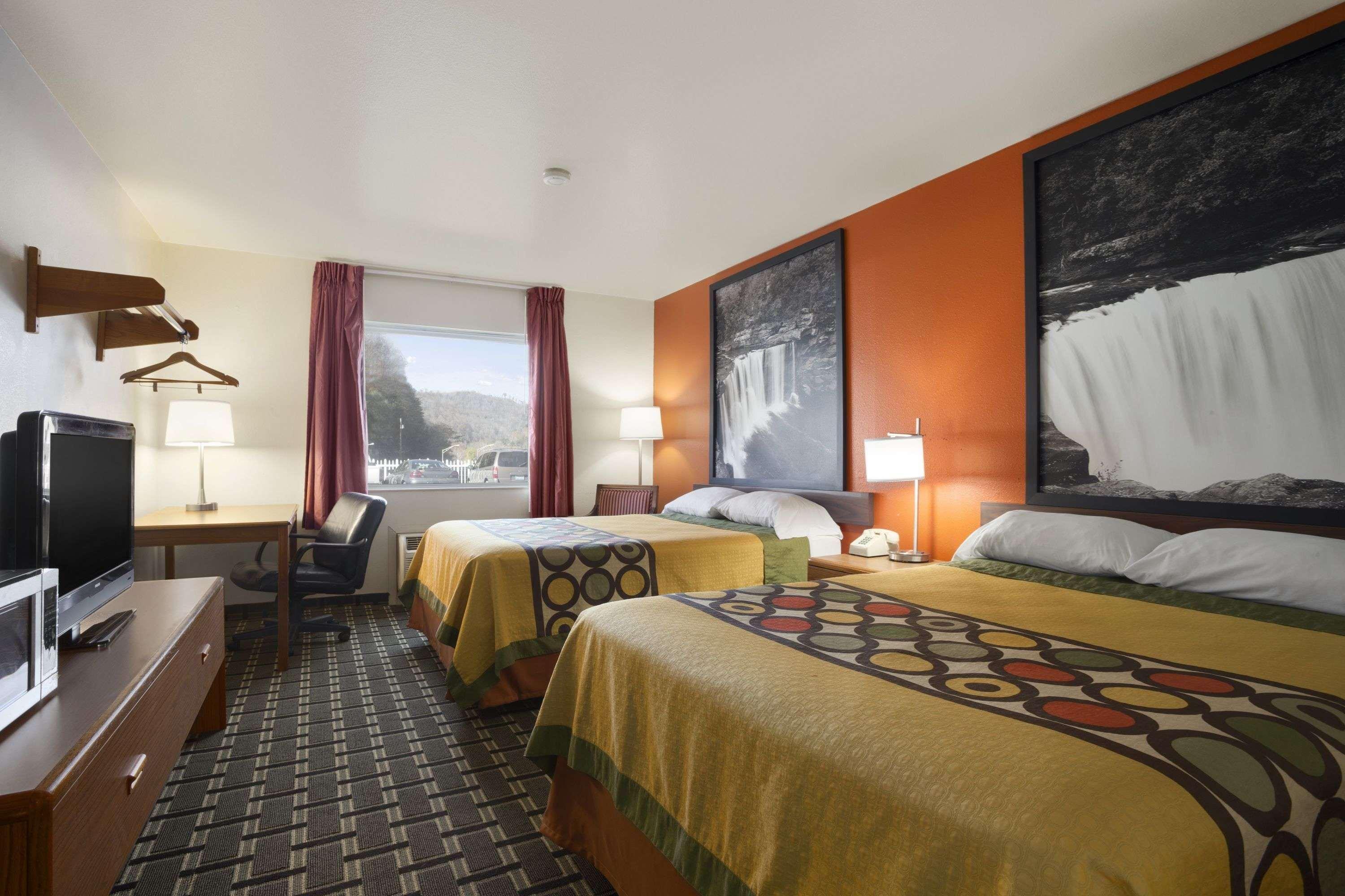 Super 8 By Wyndham 3*