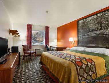 Super 8 By Wyndham Motel 3*