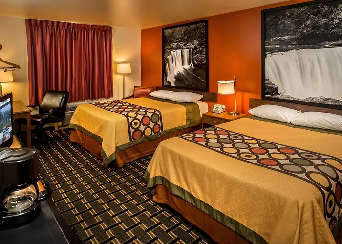 Super 8 By Wyndham Prestonsburg