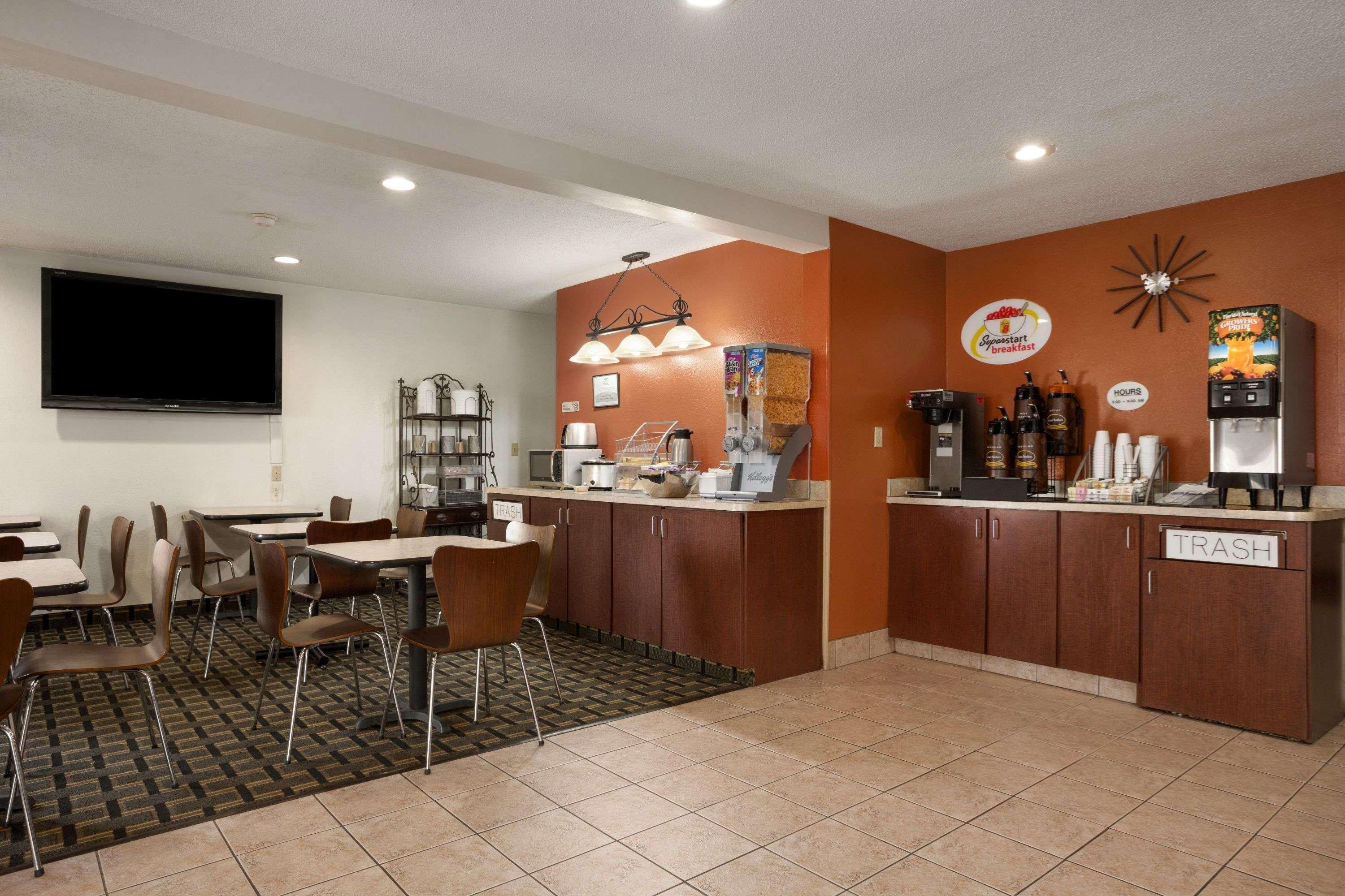 Motel Super 8 By Wyndham Prestonsburg