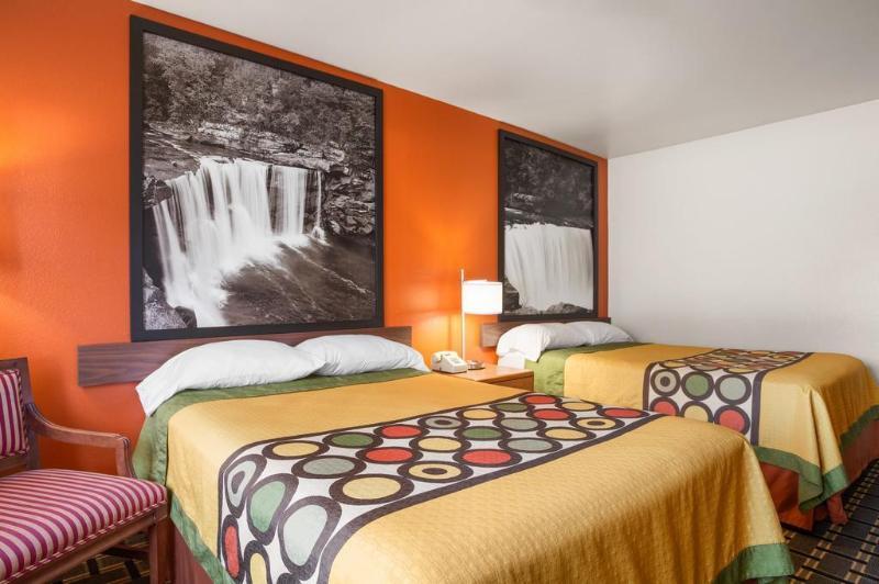 Super 8 By Wyndham Motel 3*