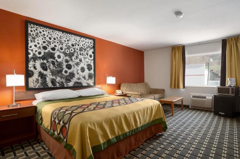 Super 8 By Wyndham